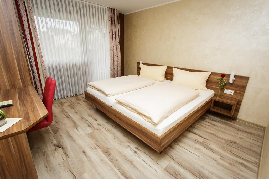 Bayrischer Hof Steinau an der Strasse Room photo
